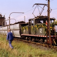 Braunkohleabbau - Zug zum Abtransport der Kohle