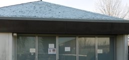 Frontansicht Trauerhalle Heuchelheim Frontansicht Trauerhalle Heuchelheim